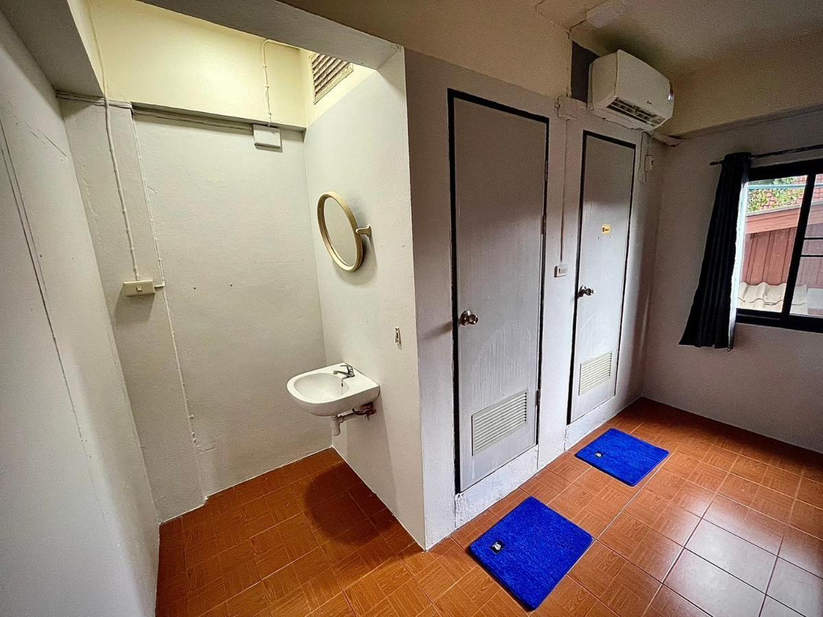 Satop Travelers Guesthouse チエンマイ エクステリア 写真