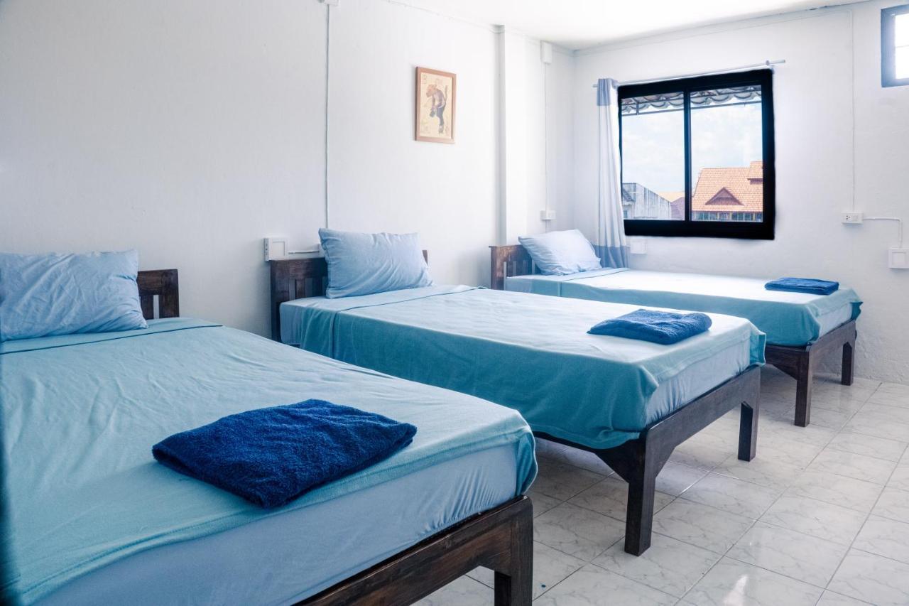 Satop Travelers Guesthouse チエンマイ エクステリア 写真