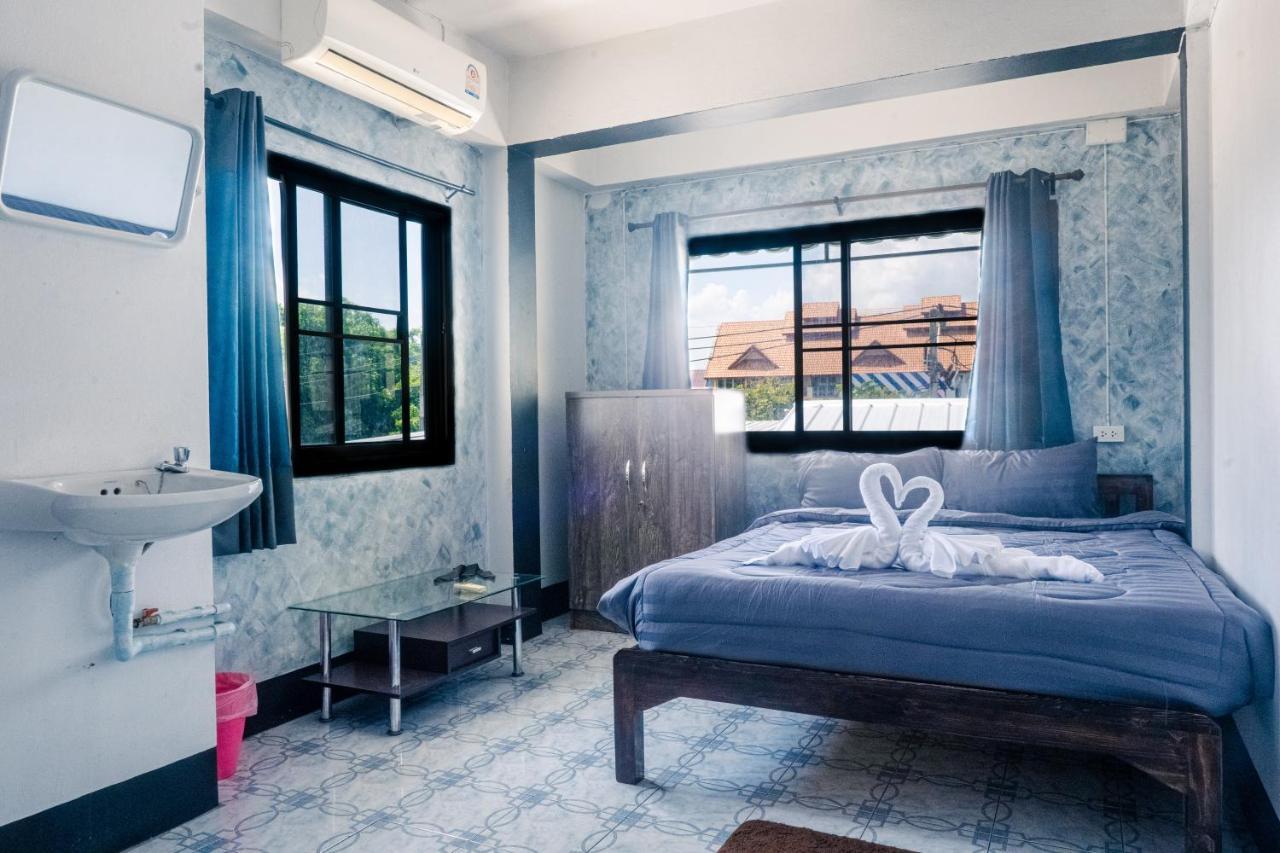 Satop Travelers Guesthouse チエンマイ エクステリア 写真