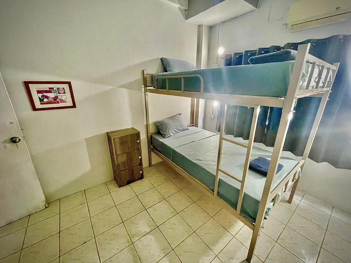 Satop Travelers Guesthouse チエンマイ エクステリア 写真