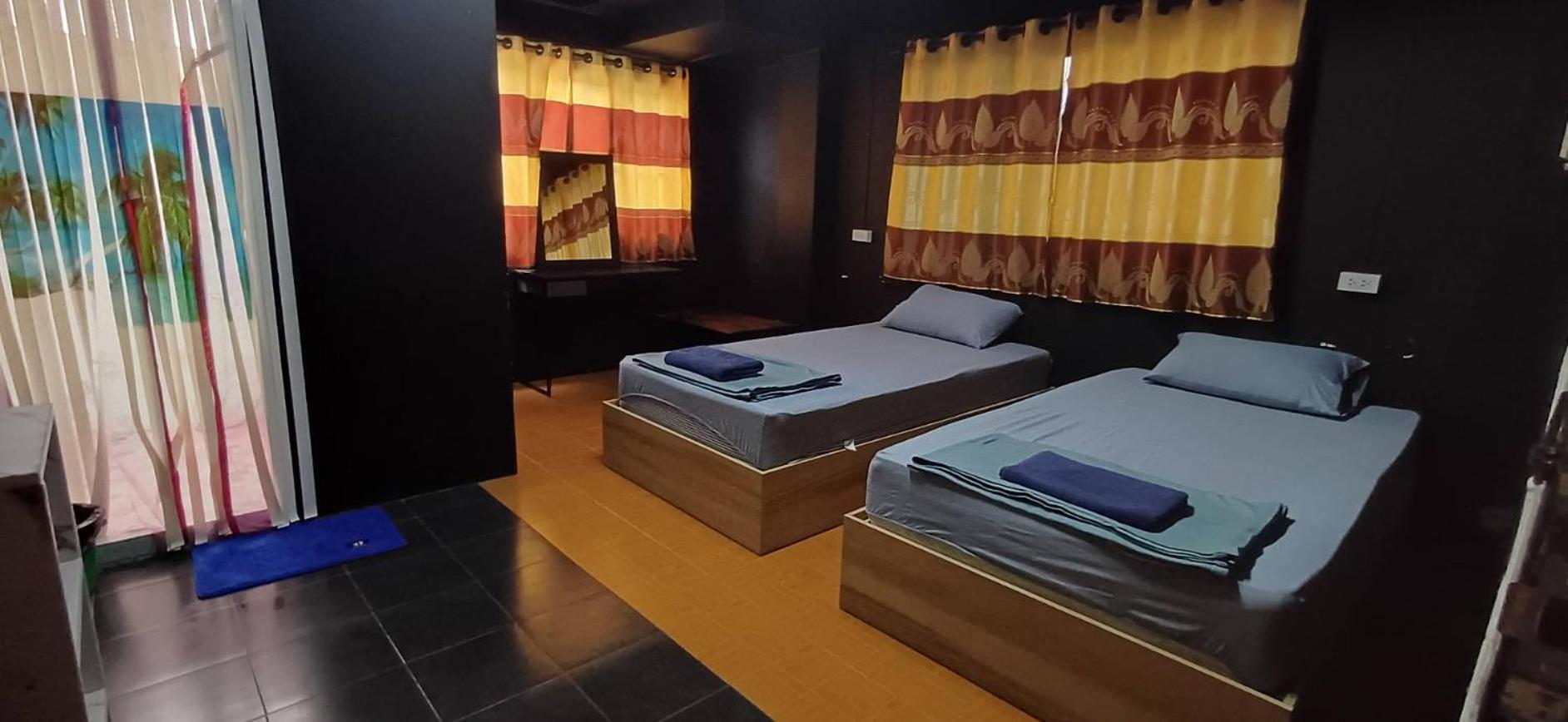 Satop Travelers Guesthouse チエンマイ エクステリア 写真