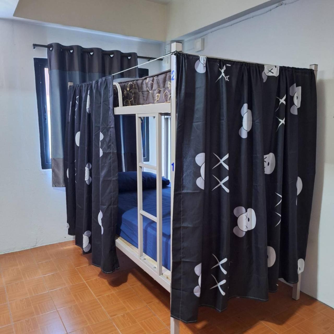 Satop Travelers Guesthouse チエンマイ エクステリア 写真