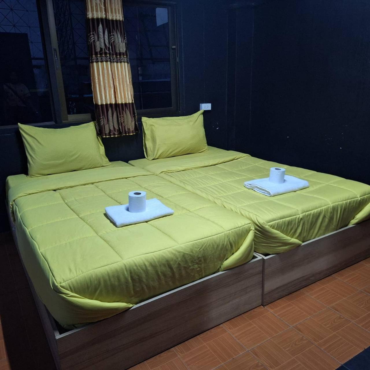 Satop Travelers Guesthouse チエンマイ エクステリア 写真
